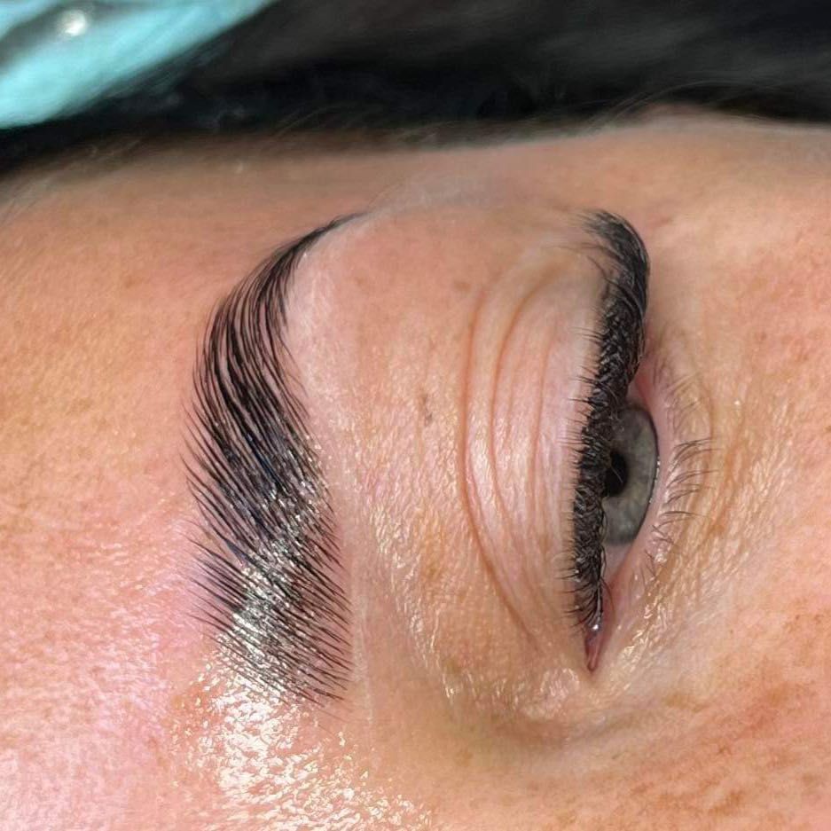 Brwi – realizacja Beauty Time Dzierżoniów