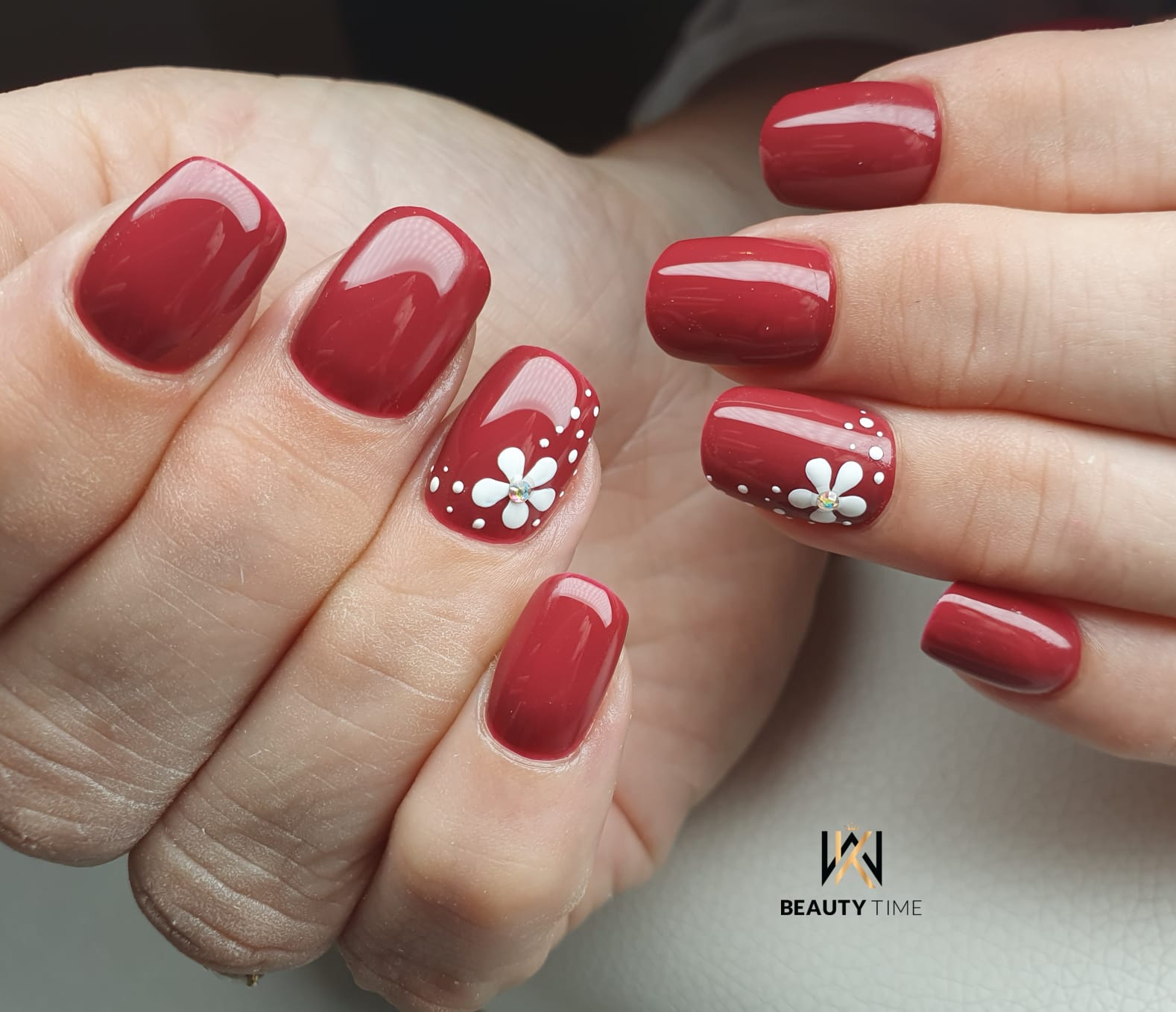 Paznokcie – realizacja Beauty Time Dzierżoniów